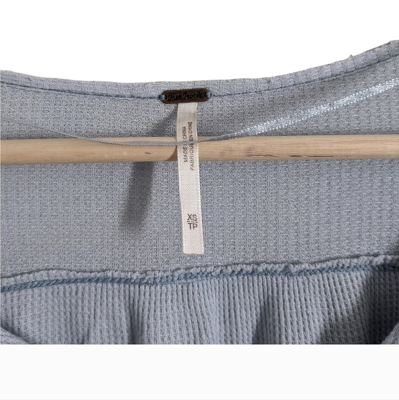 Free People Benedict Canyon Thermal Henley - Picture 4 of 4